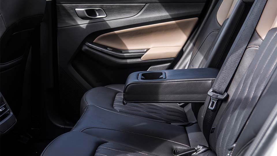 2021 Genesis G80 Interior
